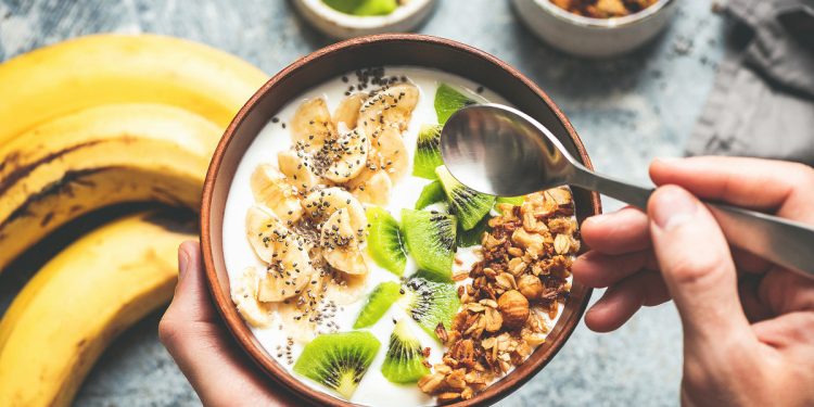 Investigating the Impact of Chrono-Nutrition on Weight Management